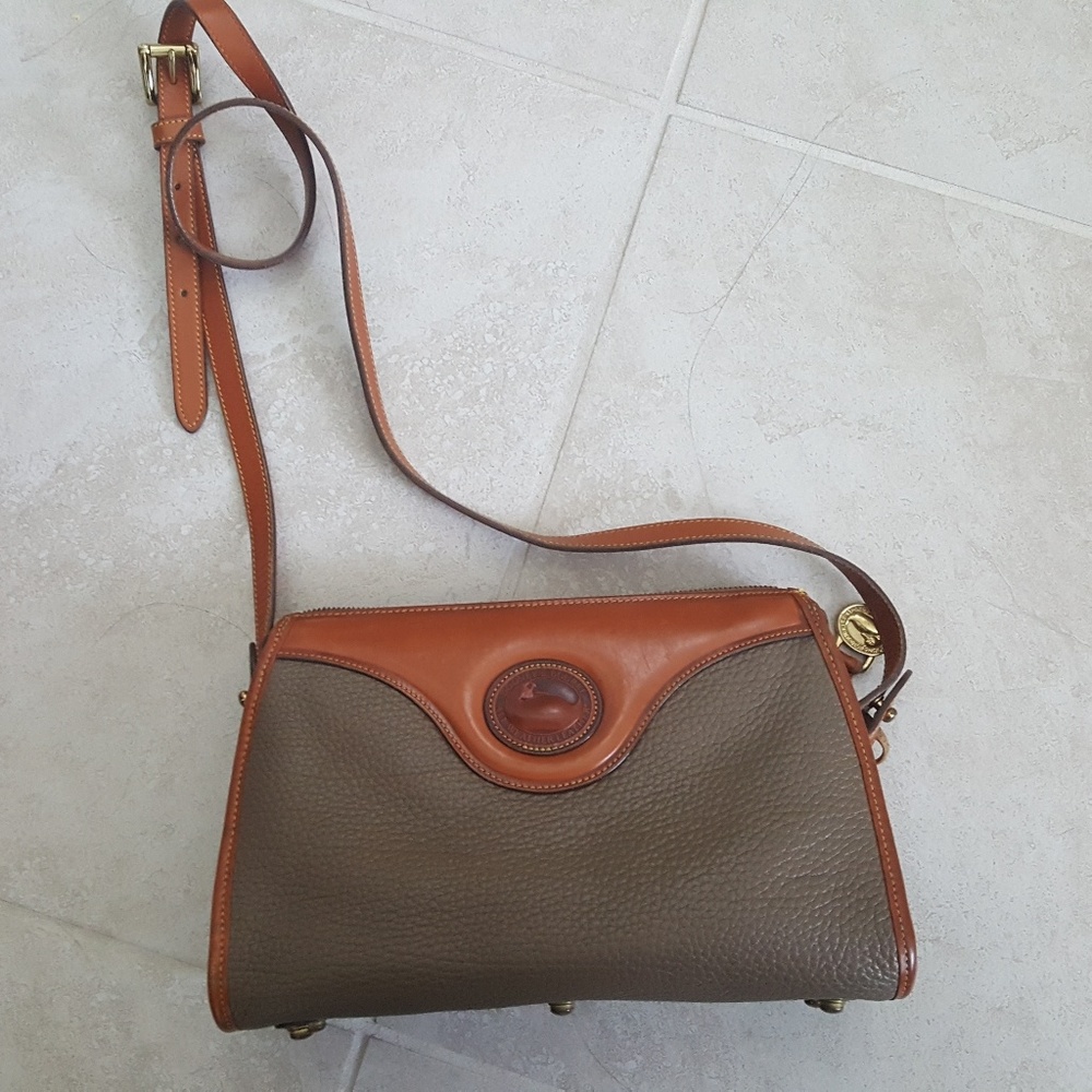 Dooney and Bourke Vintage crossbody